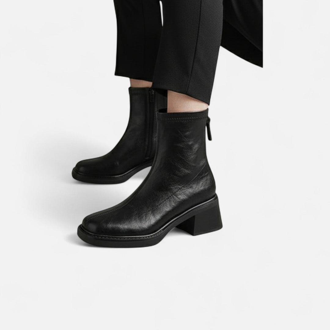 Women’s Refined Classic Leather Ankle Boots