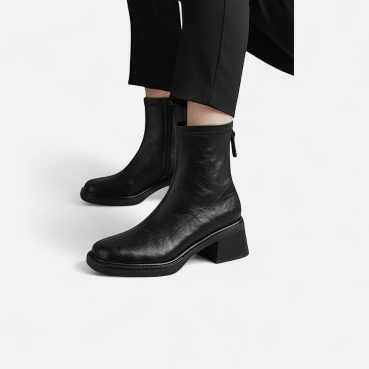 Women’s Refined Classic Leather Ankle Boots
