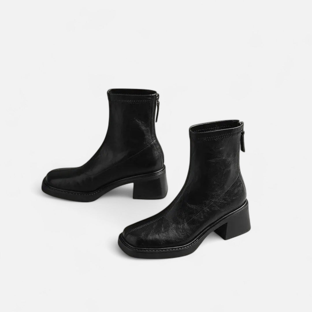 Women’s Refined Classic Leather Ankle Boots