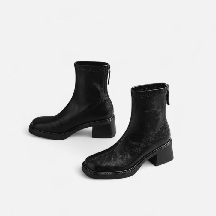 Women’s Refined Classic Leather Ankle Boots