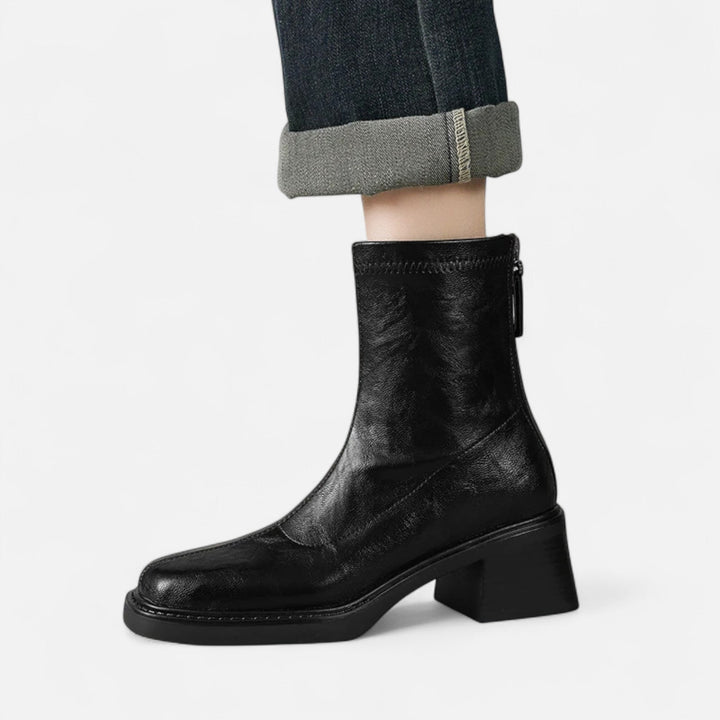 Women’s Refined Classic Leather Ankle Boots
