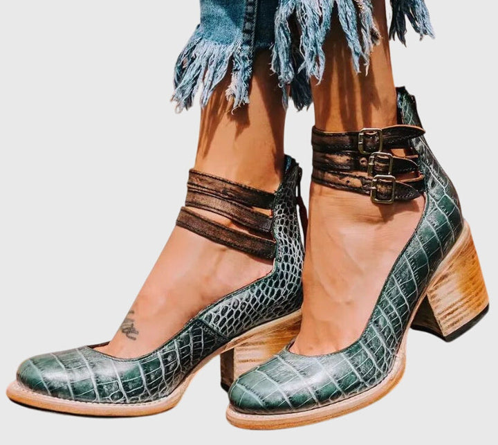 Chic comfortable all-day sandals for women | Nina -6