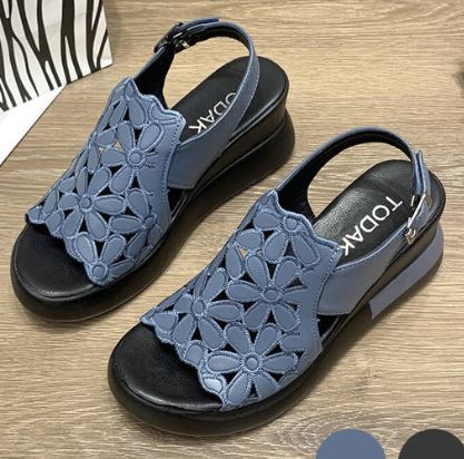 Stylish heel support sandals for women