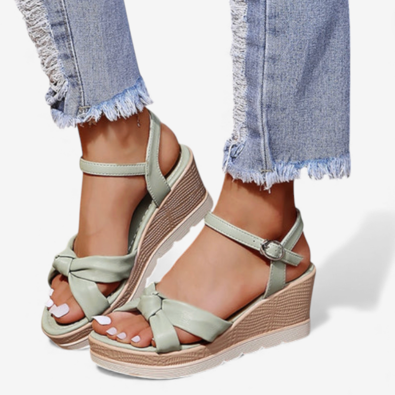 Women's Sandals With Bow