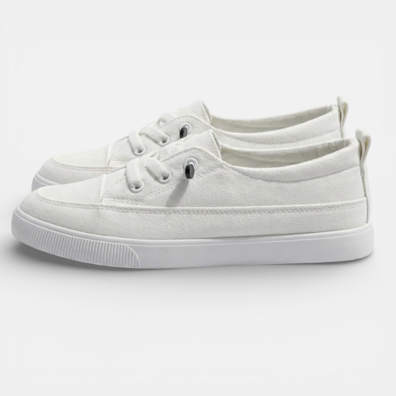 Women’s White Casual Sneakers