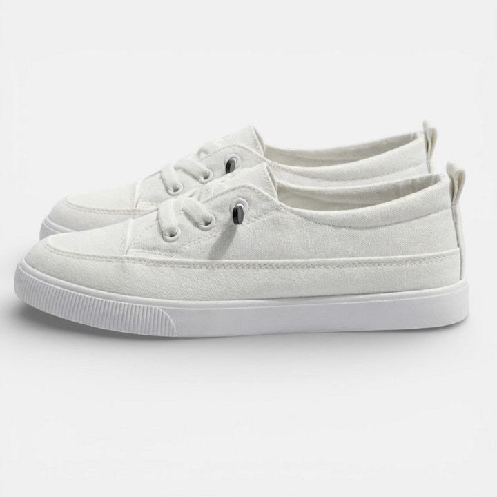 Women’s White Casual Sneakers