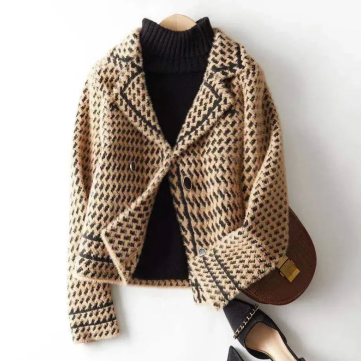 Women’s Knitted Jacket With Collar