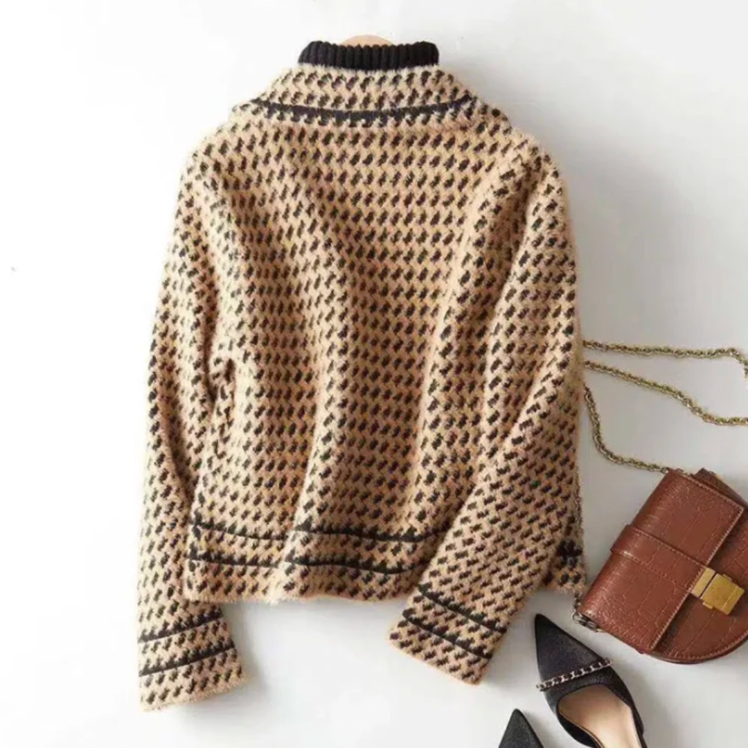 Women’s Knitted Jacket With Collar