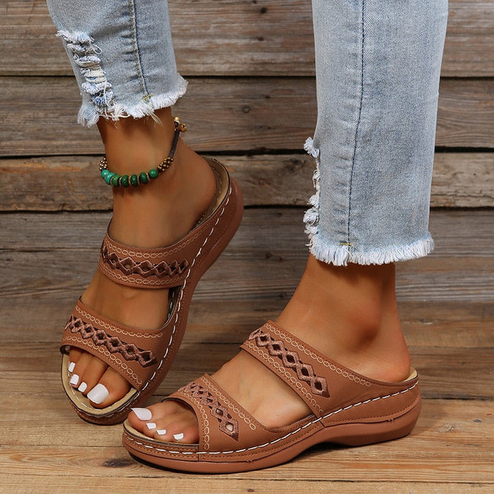 Serena | Women's Podiatric Three Arch Sandal