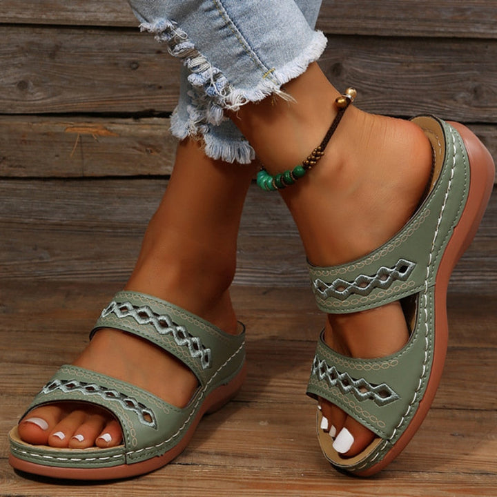 Serena | Women's Podiatric Three Arch Sandal