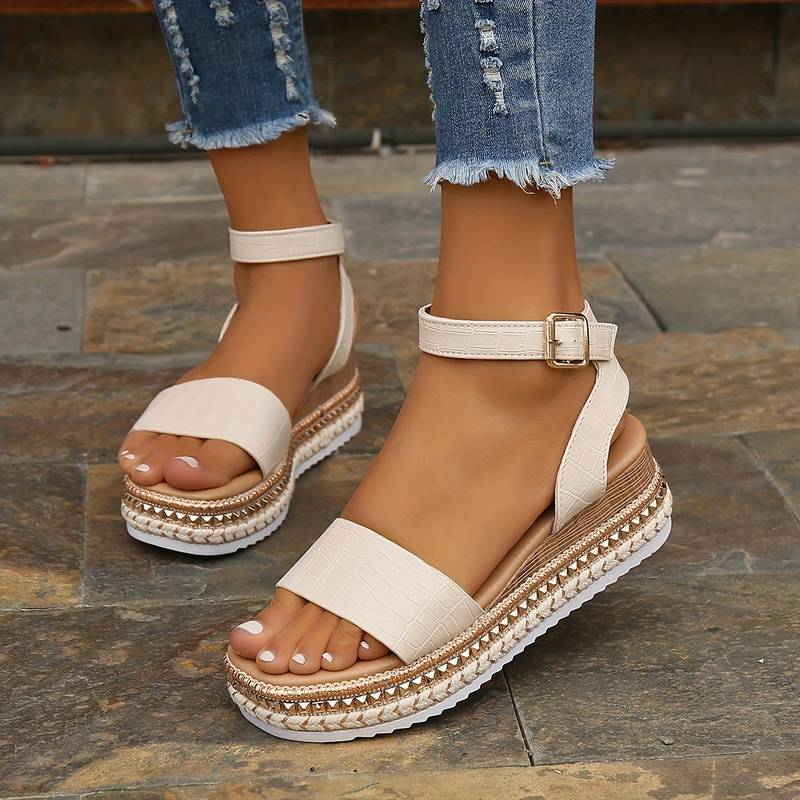 comfortable Sandals for Women with strap