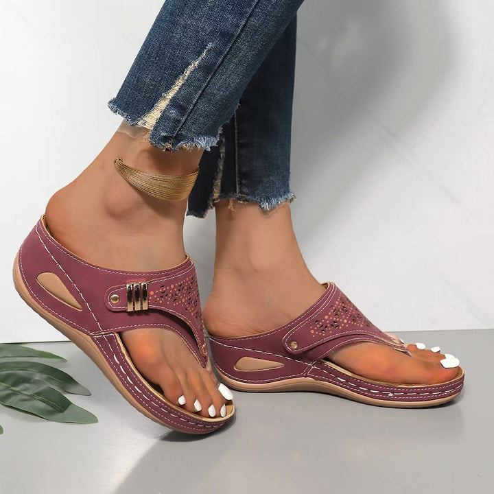 Avelisse | Women's Open Toe Cushioned Wedge Sandals