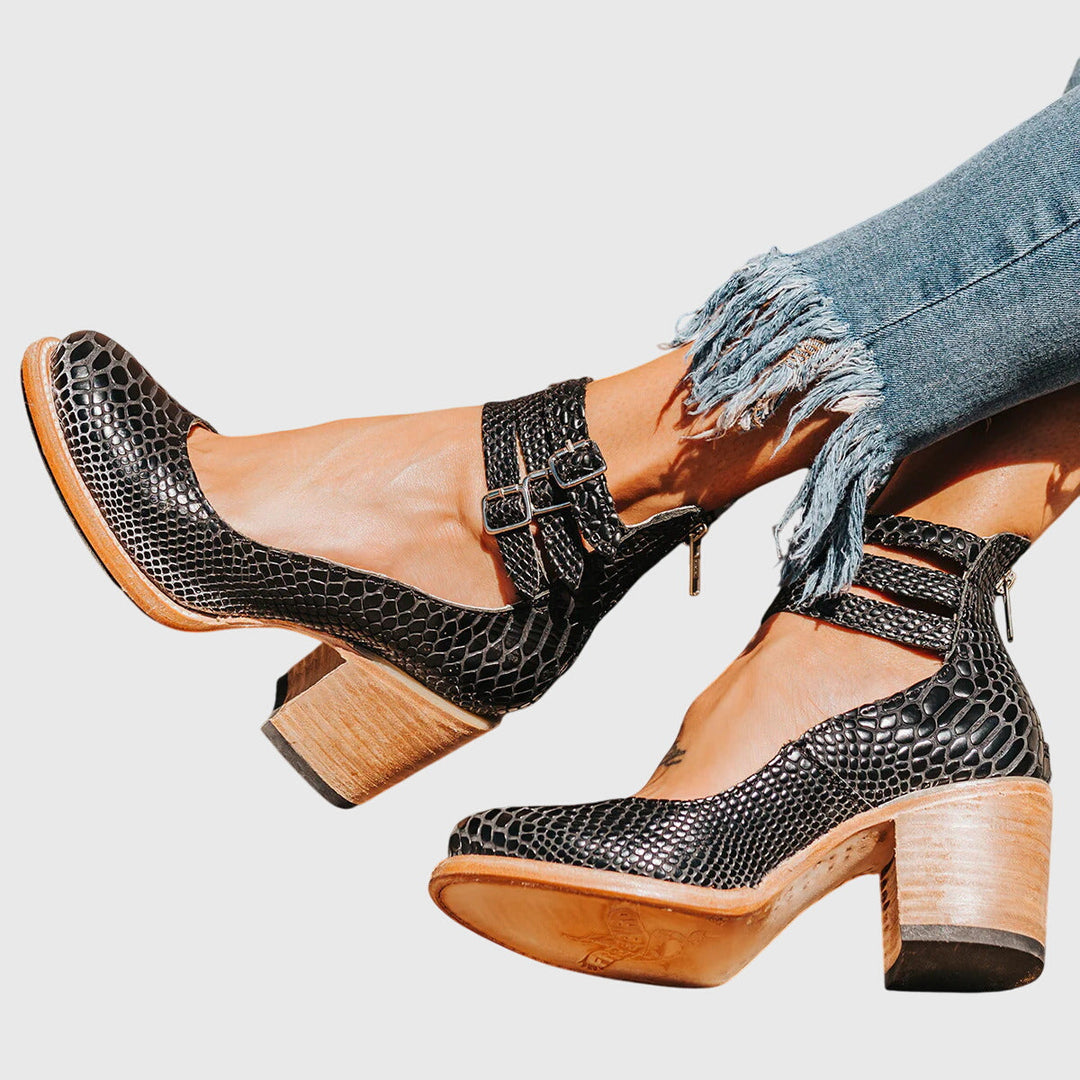 Chic comfortable all-day sandals for women | Nina -5