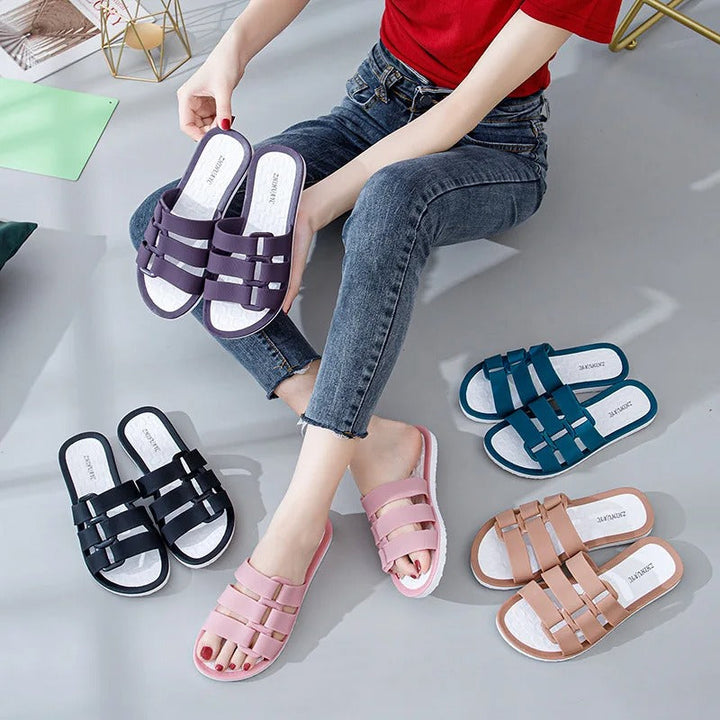 Women's buckle strap beach comfortable sandals