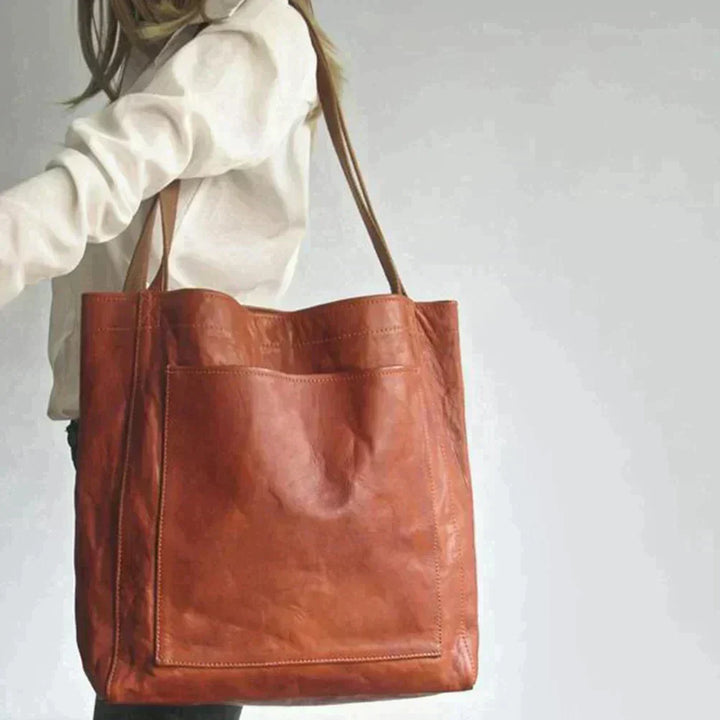 Elegant leather handbag for women