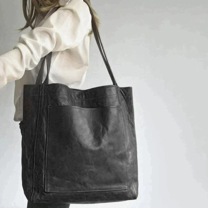 Elegant leather handbag for women